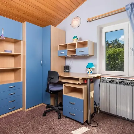 Magda With A Parking Space And Sea View Apartment