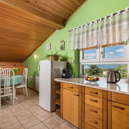Appartement Magda With A Parking Space And Sea View *