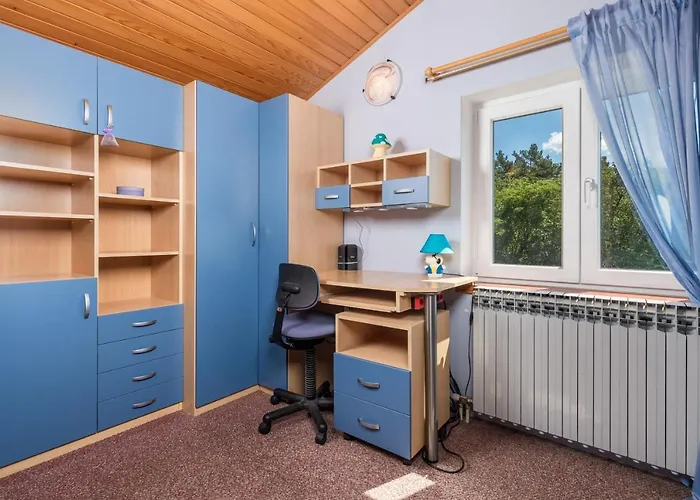 Magda With A Parking Space And Sea View Apartment