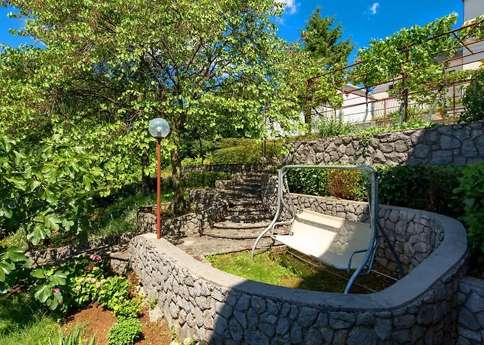 Magda With A Parking Space And Sea View Apartment Rijeka
